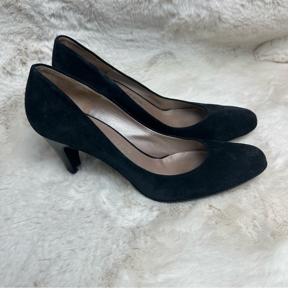Salvatore Ferragamo Suede Pumps Black - Picture 10 of 12